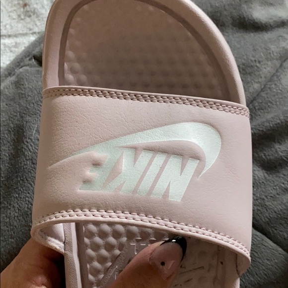 Slides - Picture 3 of 4